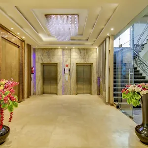 4* Hotel Super Townhouse Oak C Pearls